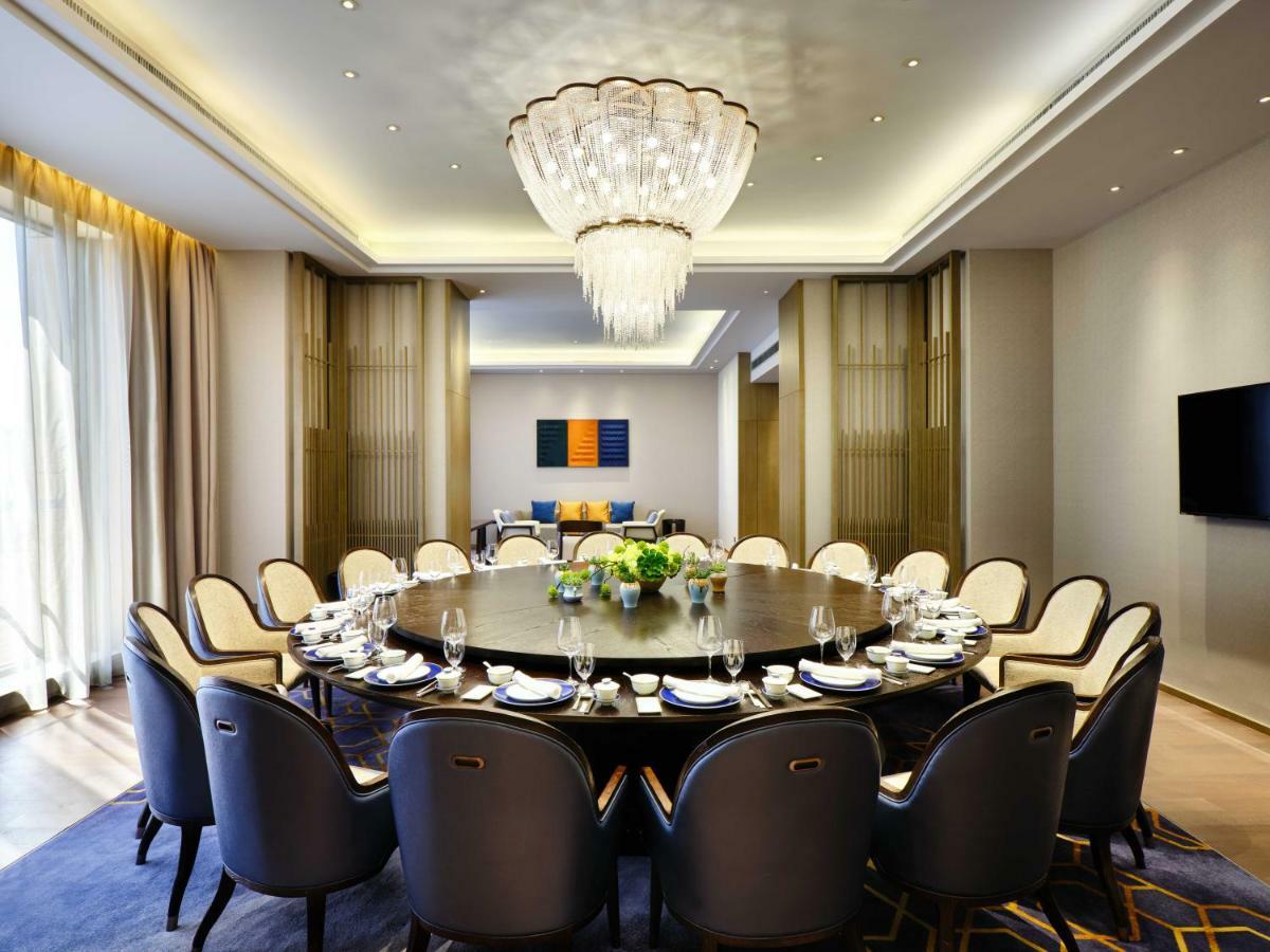 Primus Hotel Shanghai Sanjiagang - Offer Pudong International Airport And Disney Shuttle エクステリア 写真